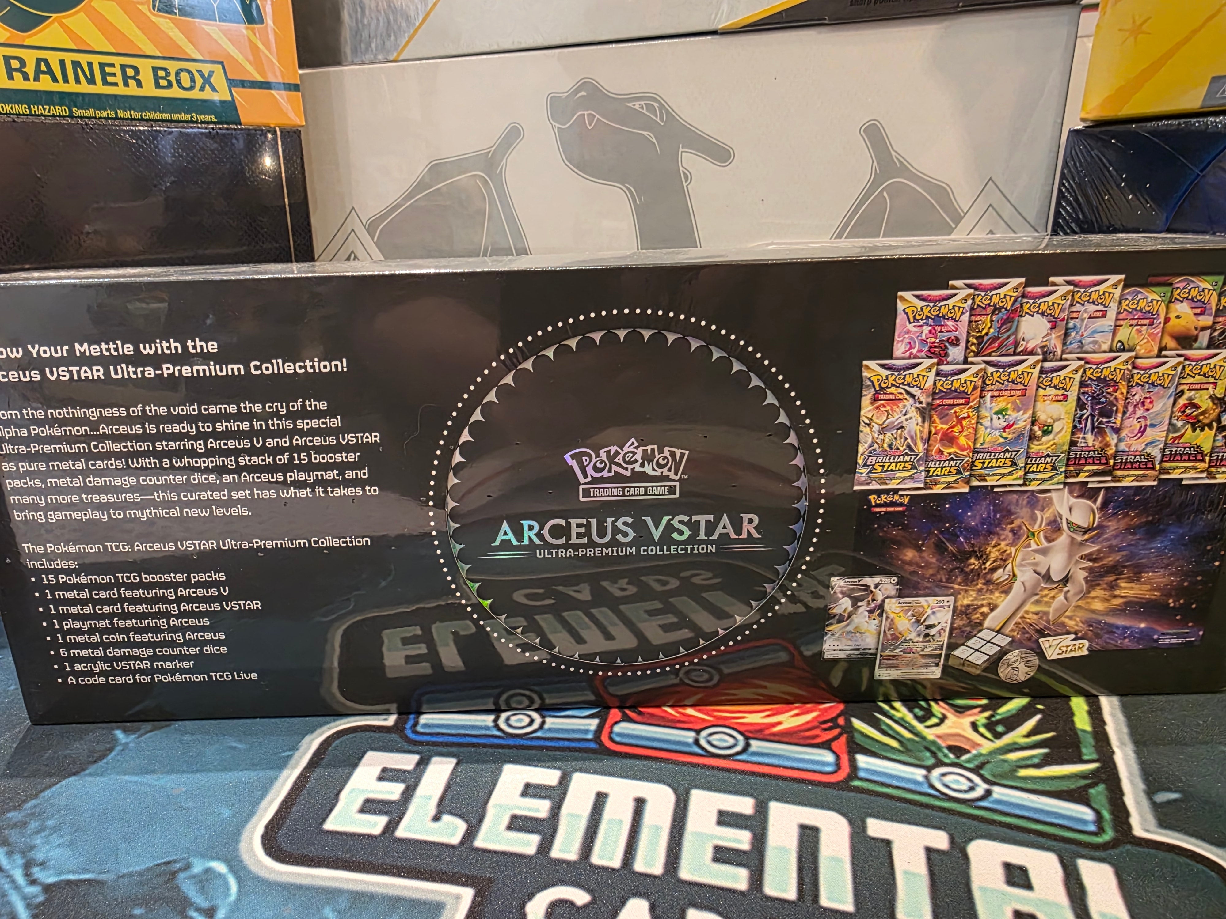 Pokemon: Arceus VSTAR - Ultra Premium Collection