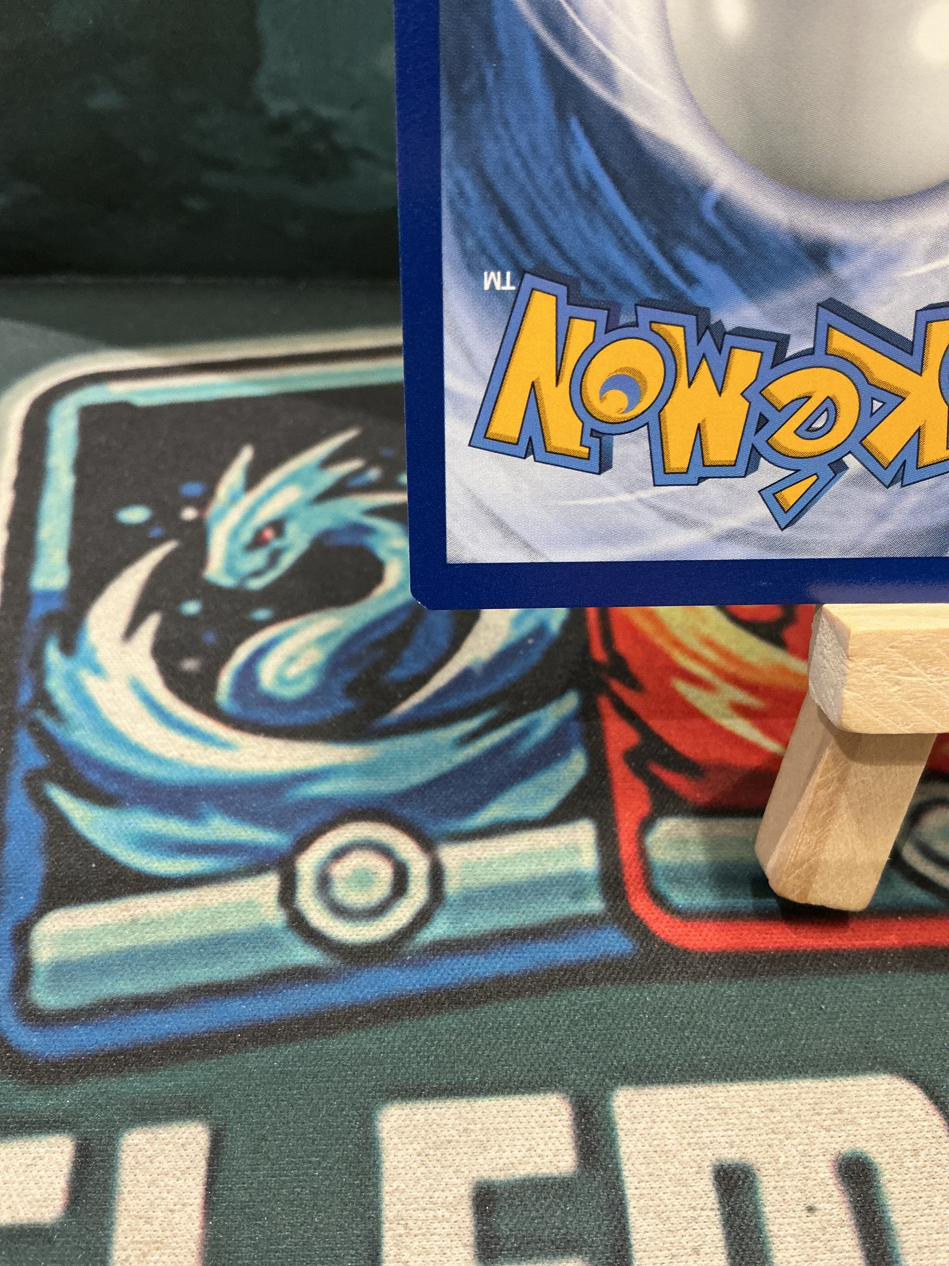 Rayquaza V Ultra Rare Full Art Evolving Skies 194/203 LP