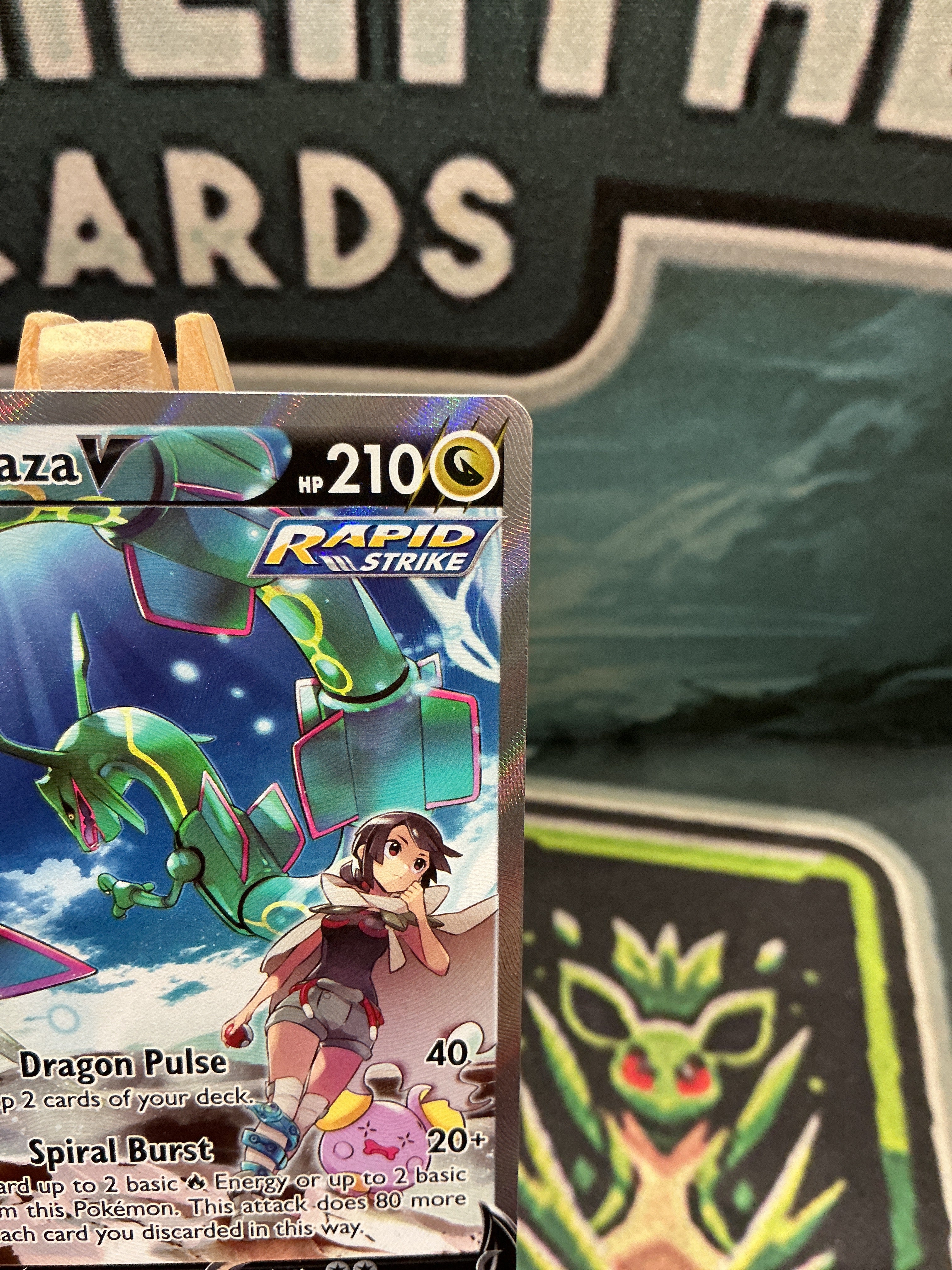 Rayquaza V Ultra Rare Full Art Evolving Skies 194/203 LP