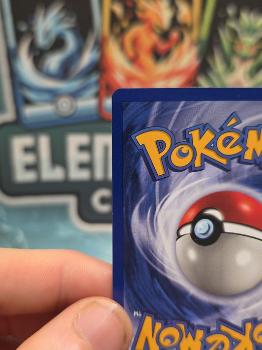 Pokemon Card - Fossil 1st Edition Rare Holo Moltres 12/62 WOTC Vintage - NM