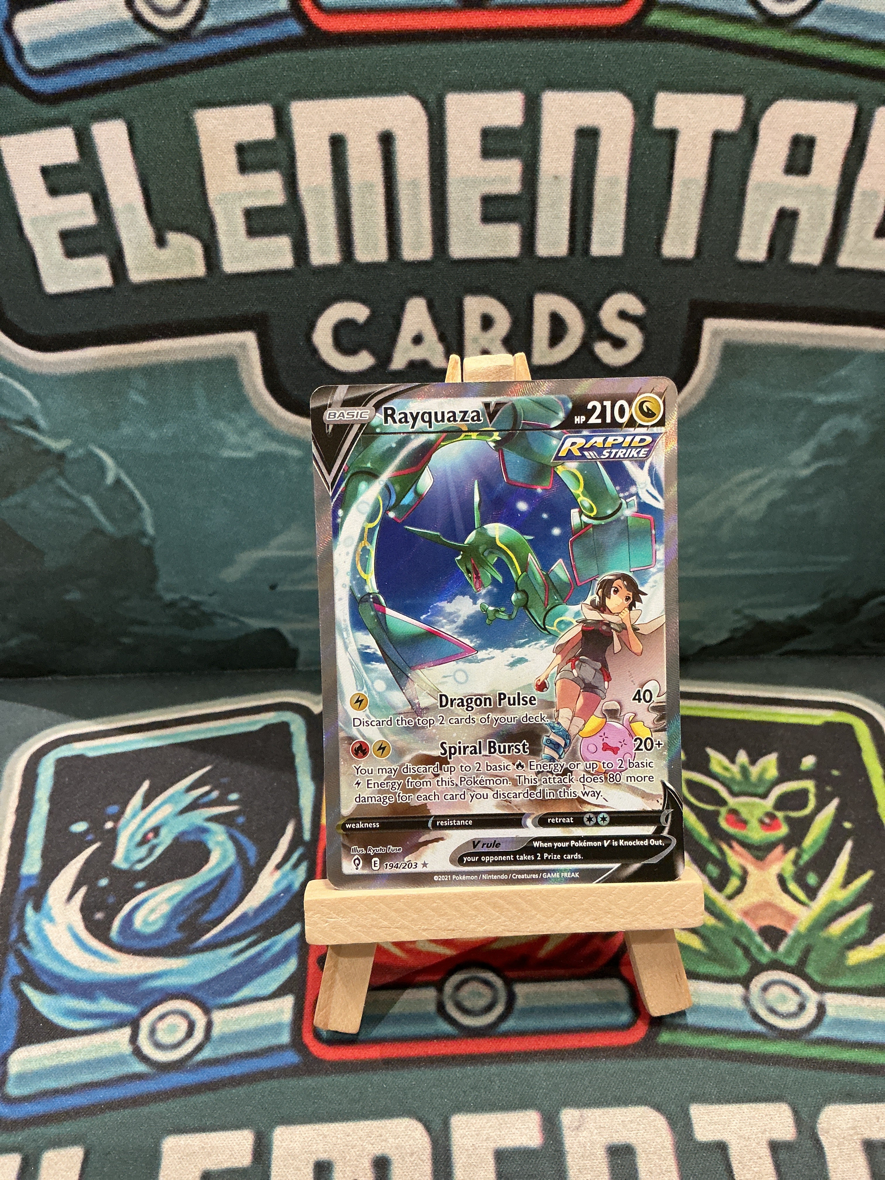 Rayquaza V Ultra Rare Full Art Evolving Skies 194/203 HP