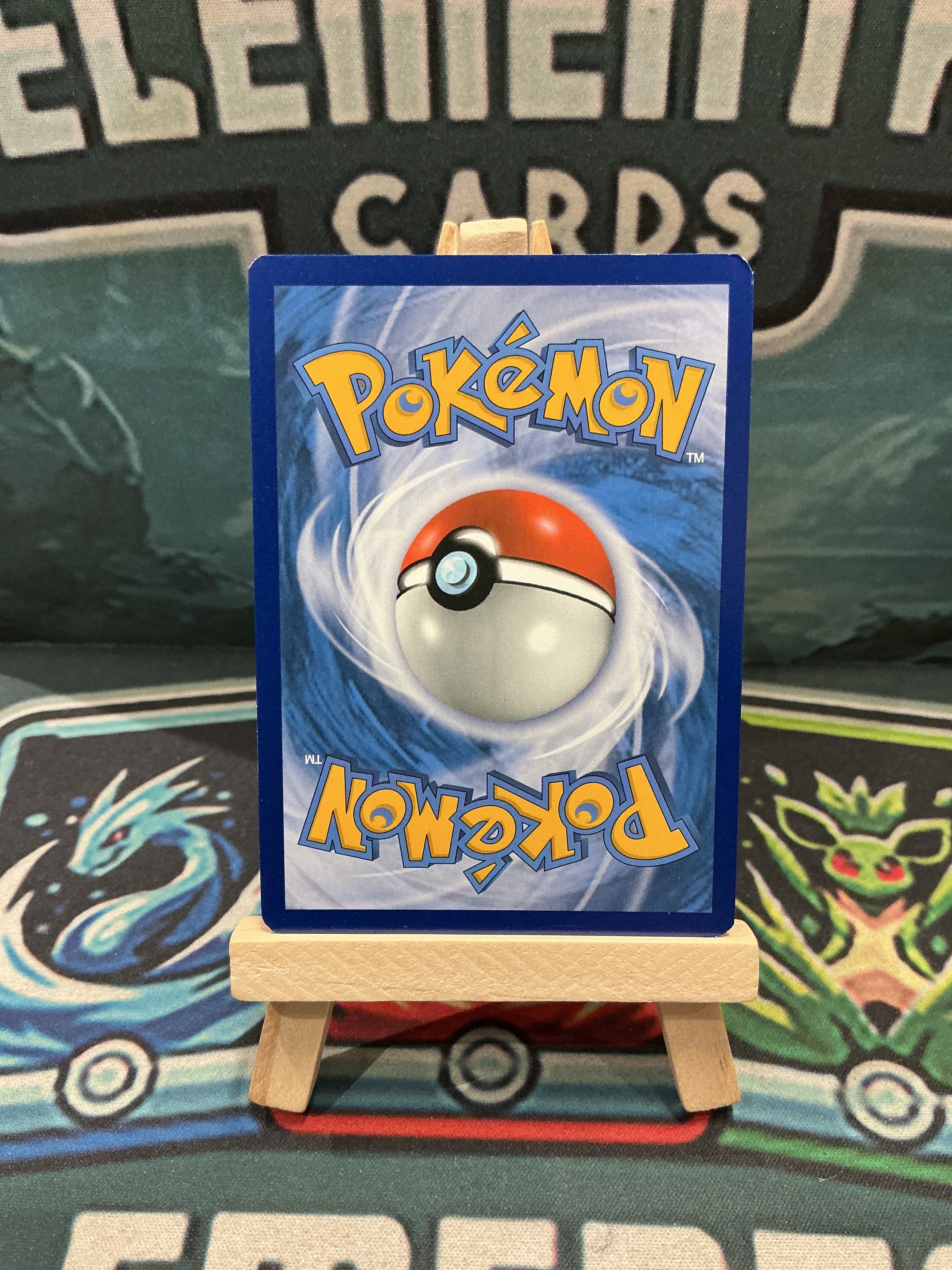 Vileplume GX Full Art Sun and Moon Cosmic Eclipse 211/236 MP