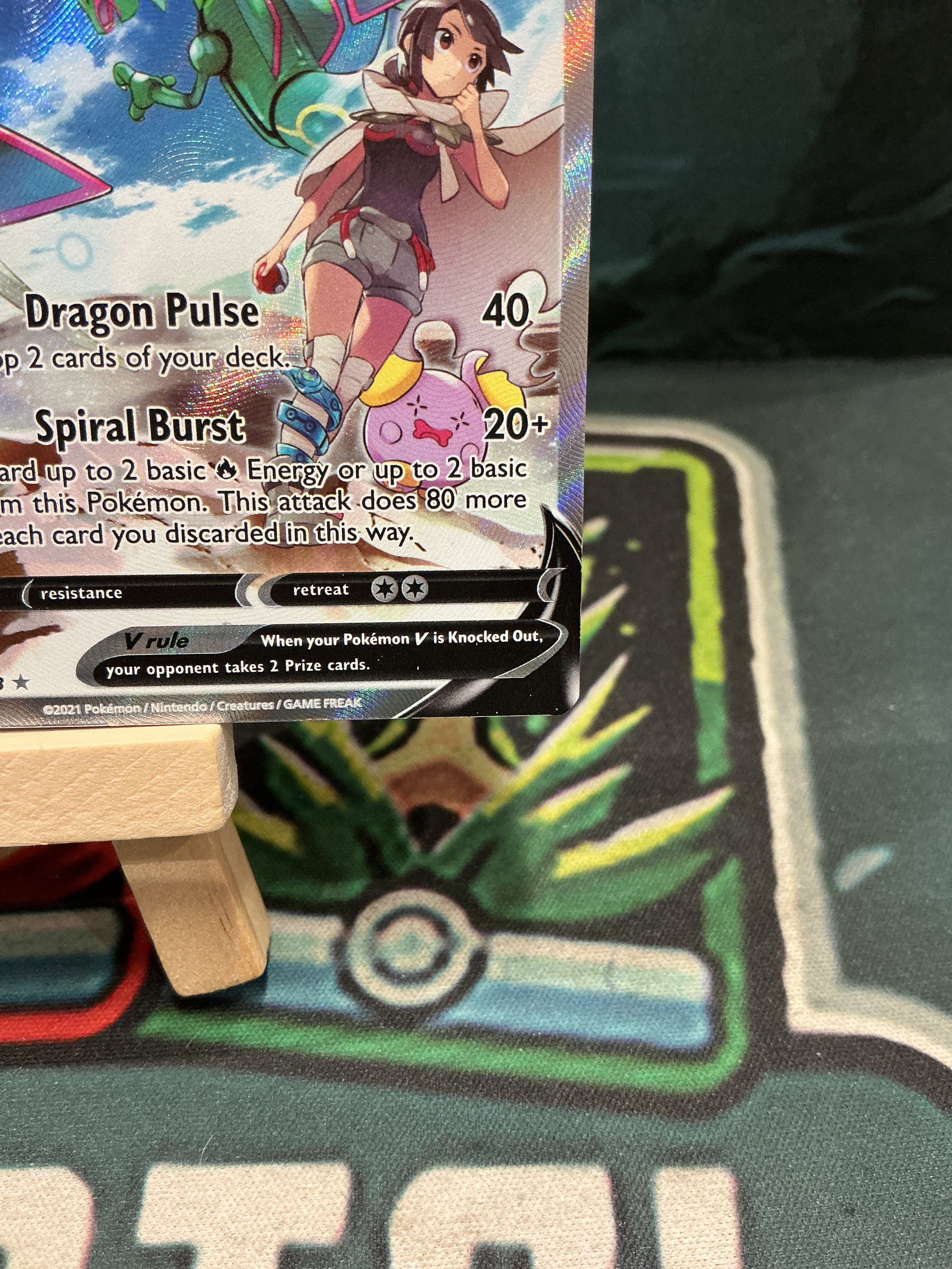 Rayquaza V Ultra Rare Full Art Evolving Skies 194/203 LP