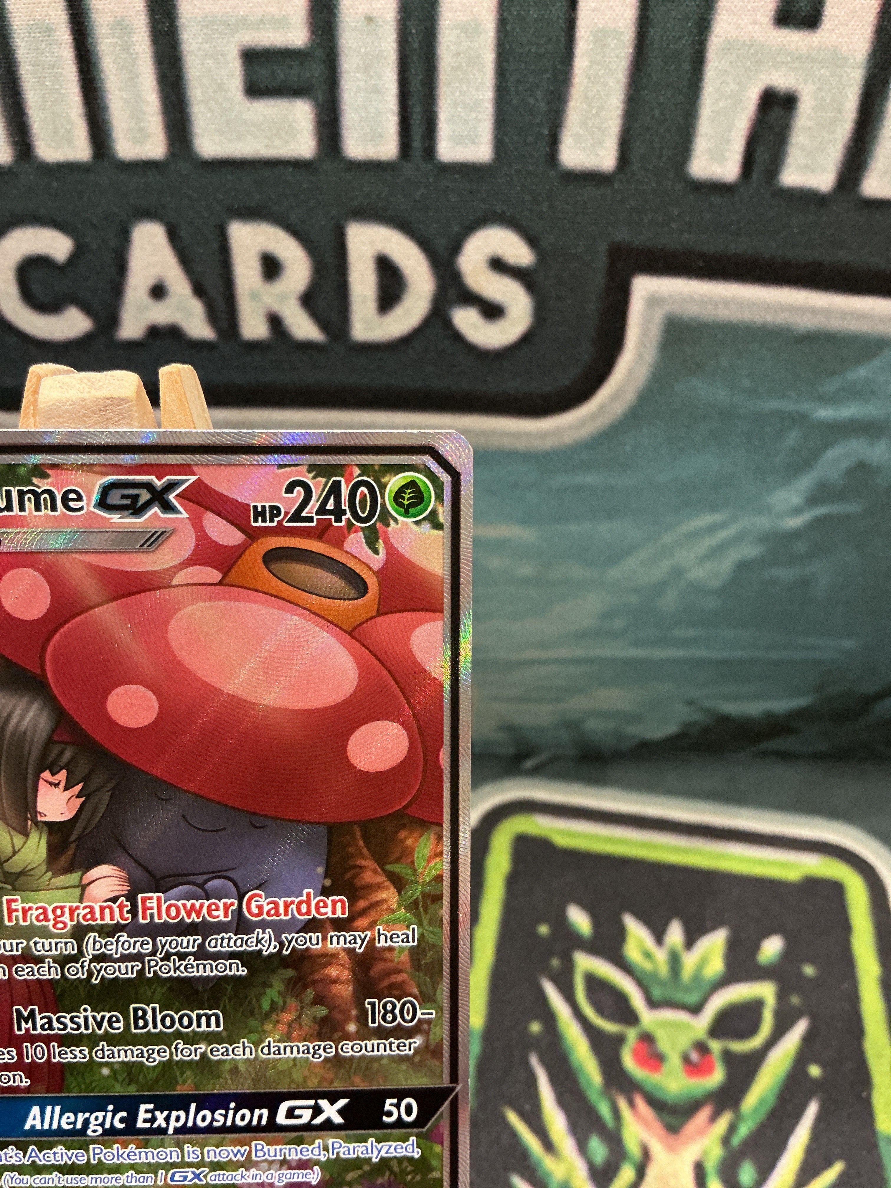 Vileplume GX Full Art Sun and Moon Cosmic Eclipse 211/236 MP