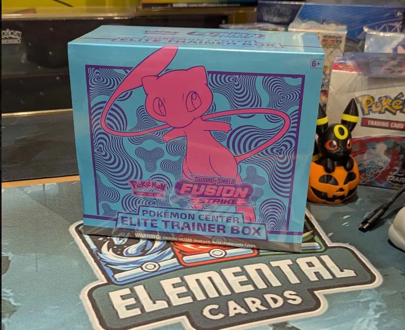 Fusion Strike Pokemon Center ETB