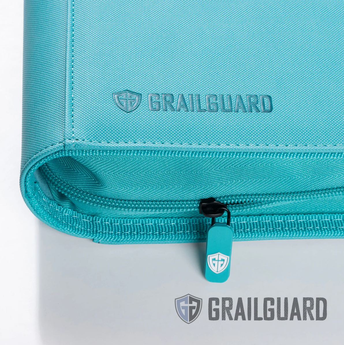 Grail Guard: 4-Pocket Toploader Binder