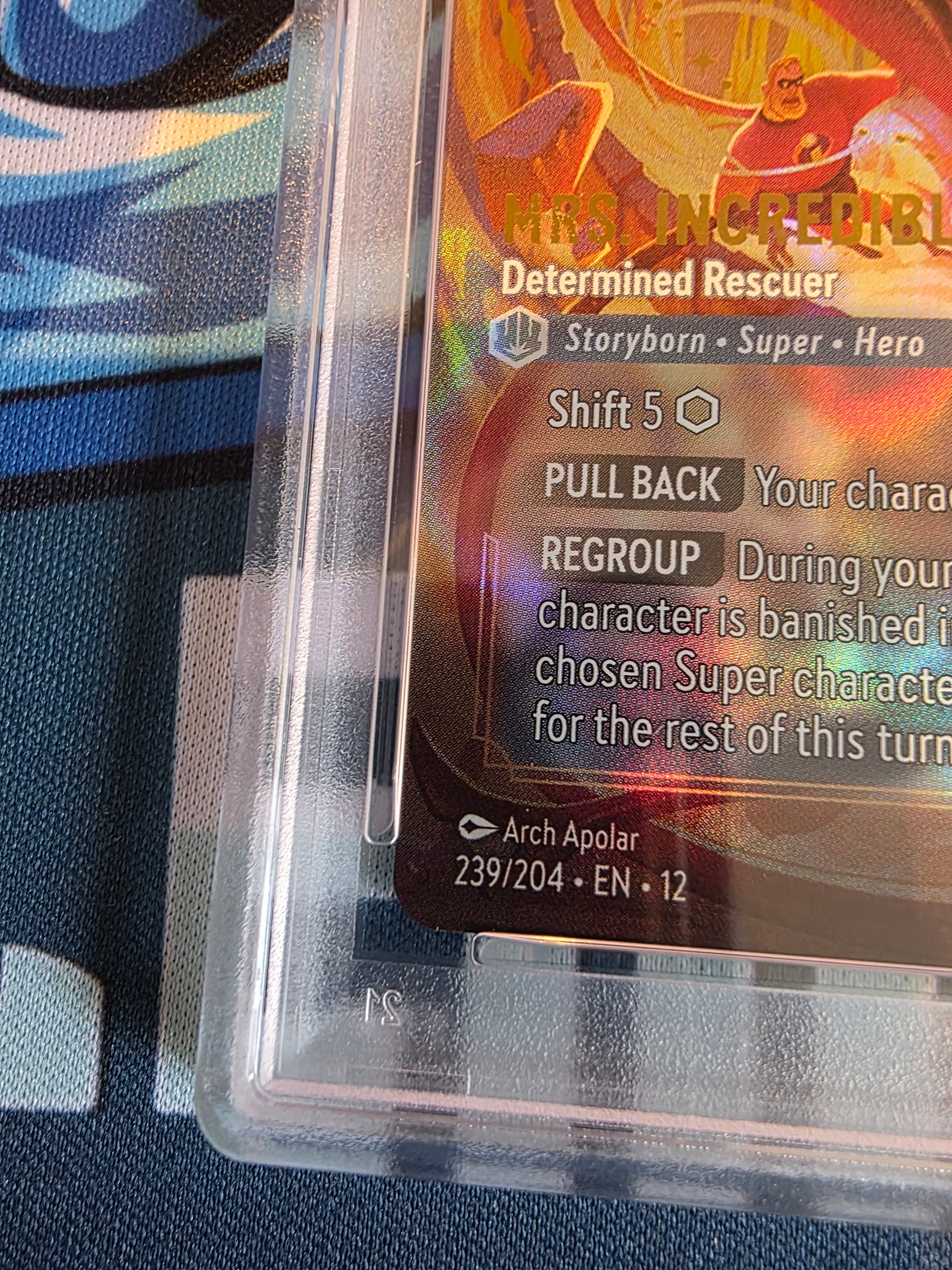 Mrs. Incredible Determined Rescuer Enchanted PSA 10 239/204 Wilds Unknown Lorcana