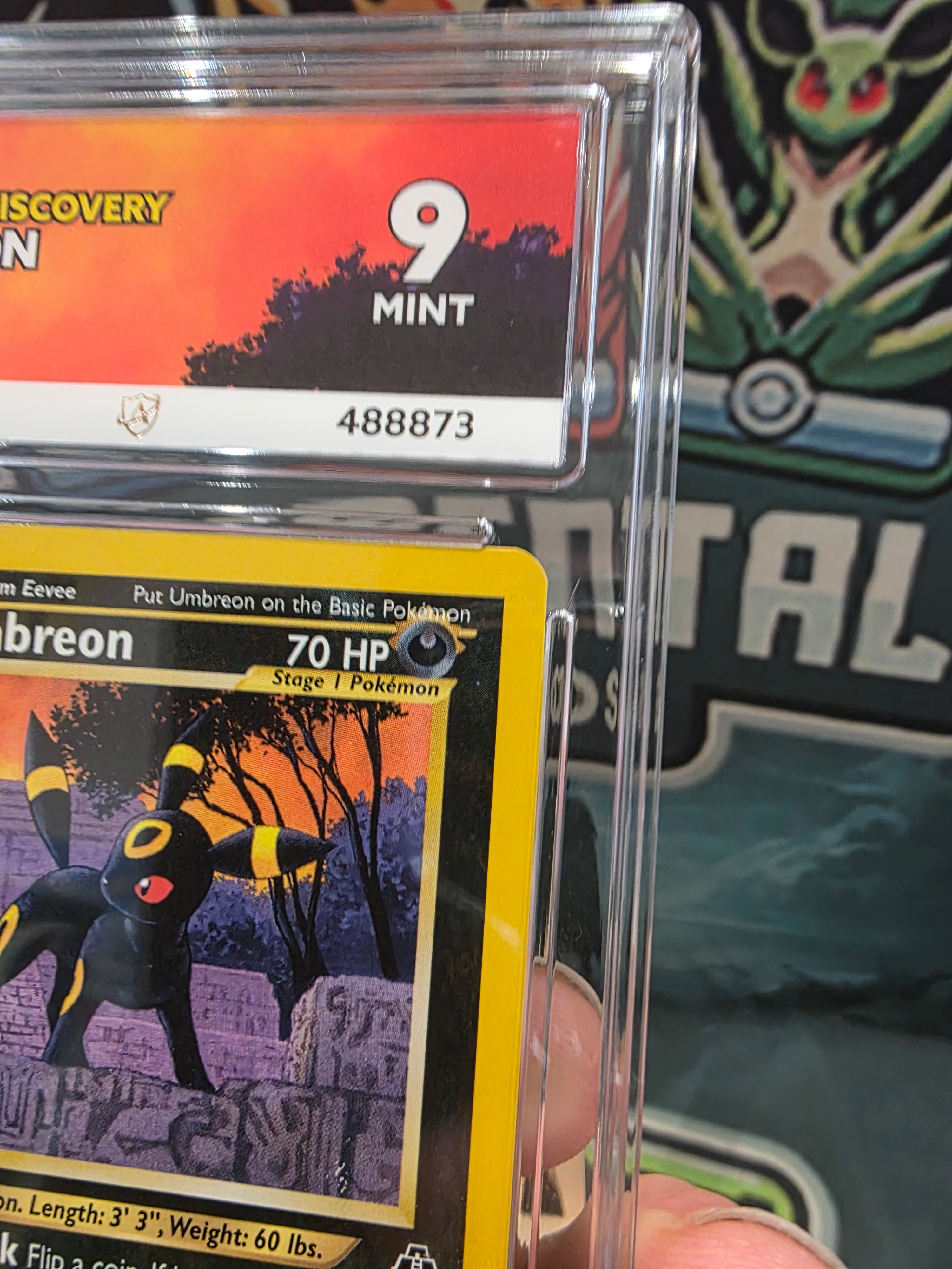 Umbreon 32/75 Rare Non Holo Neo Discovery 2001 ACE 9 Slab