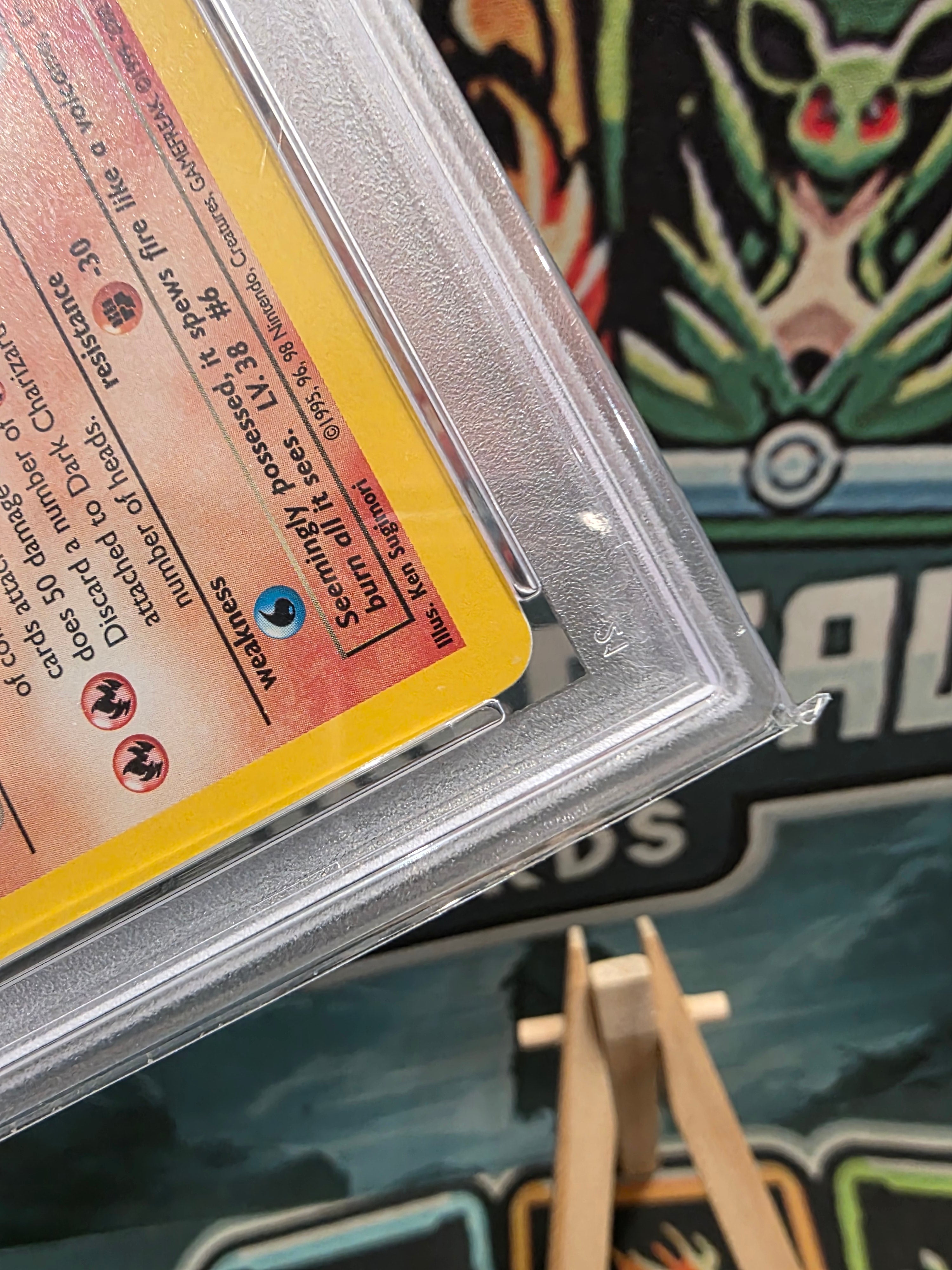 Dark Charizard 4/82 1st Edition Rocket Holo 2000 PSA 8