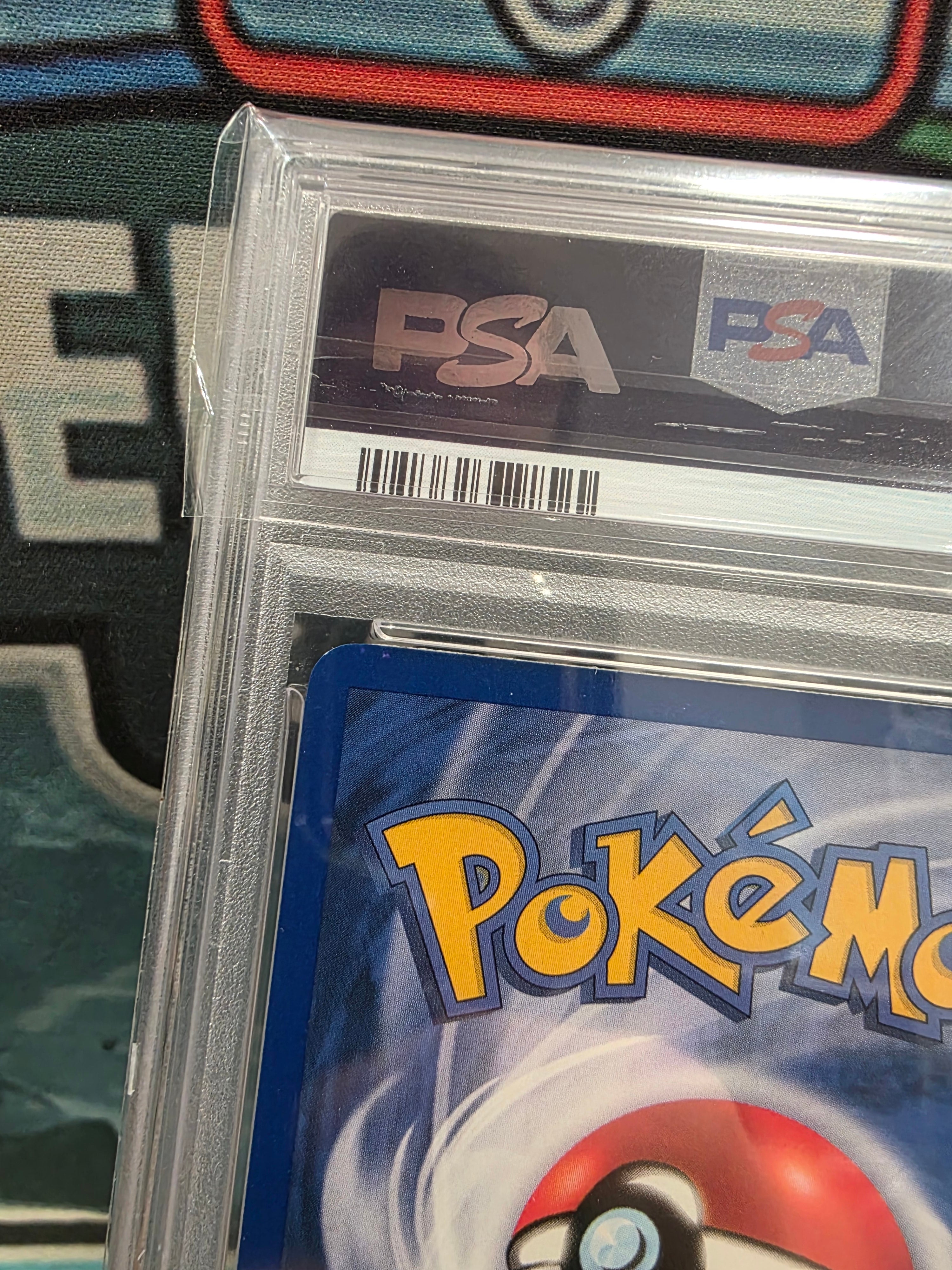 Dark Charizard 4/82 1st Edition Rocket Holo 2000 PSA 8