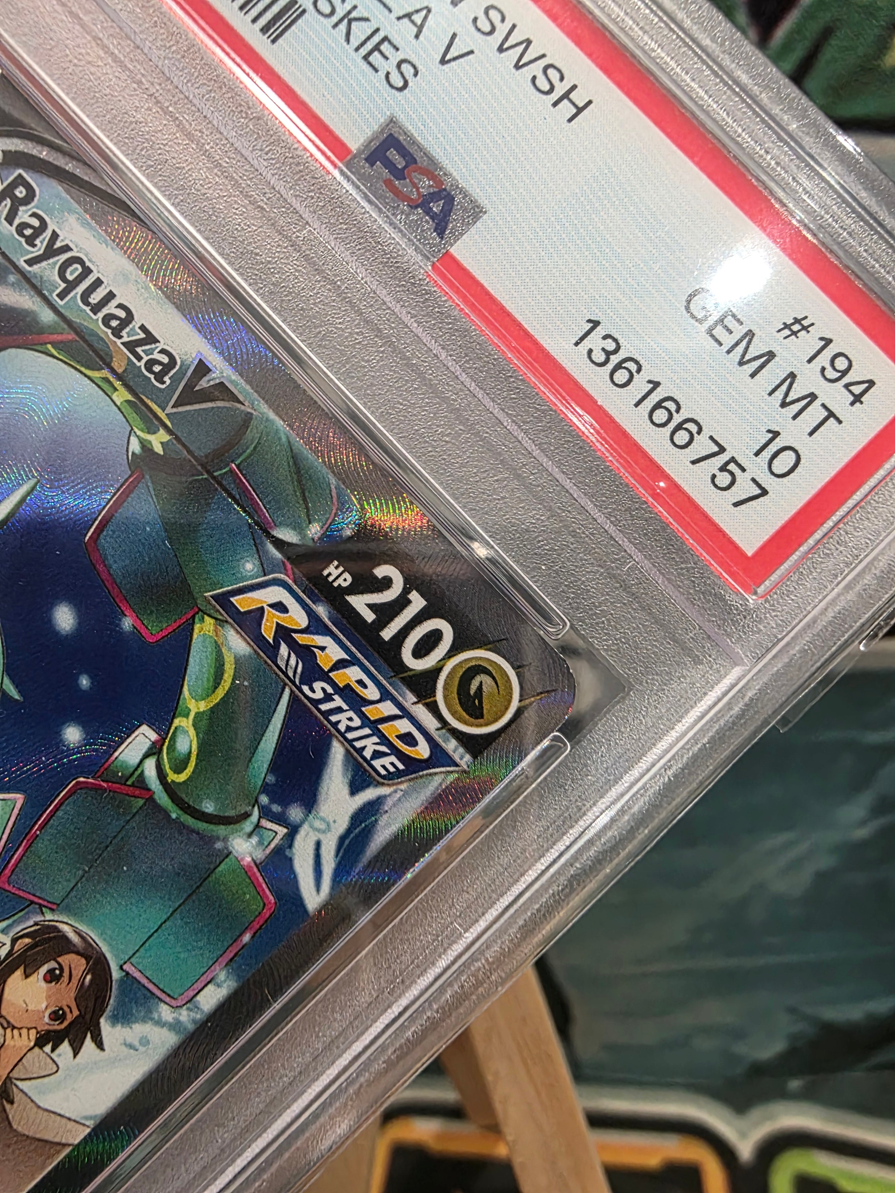Rayquaza V 194/203 Evolving Skies 2021 Full Art PSA 10