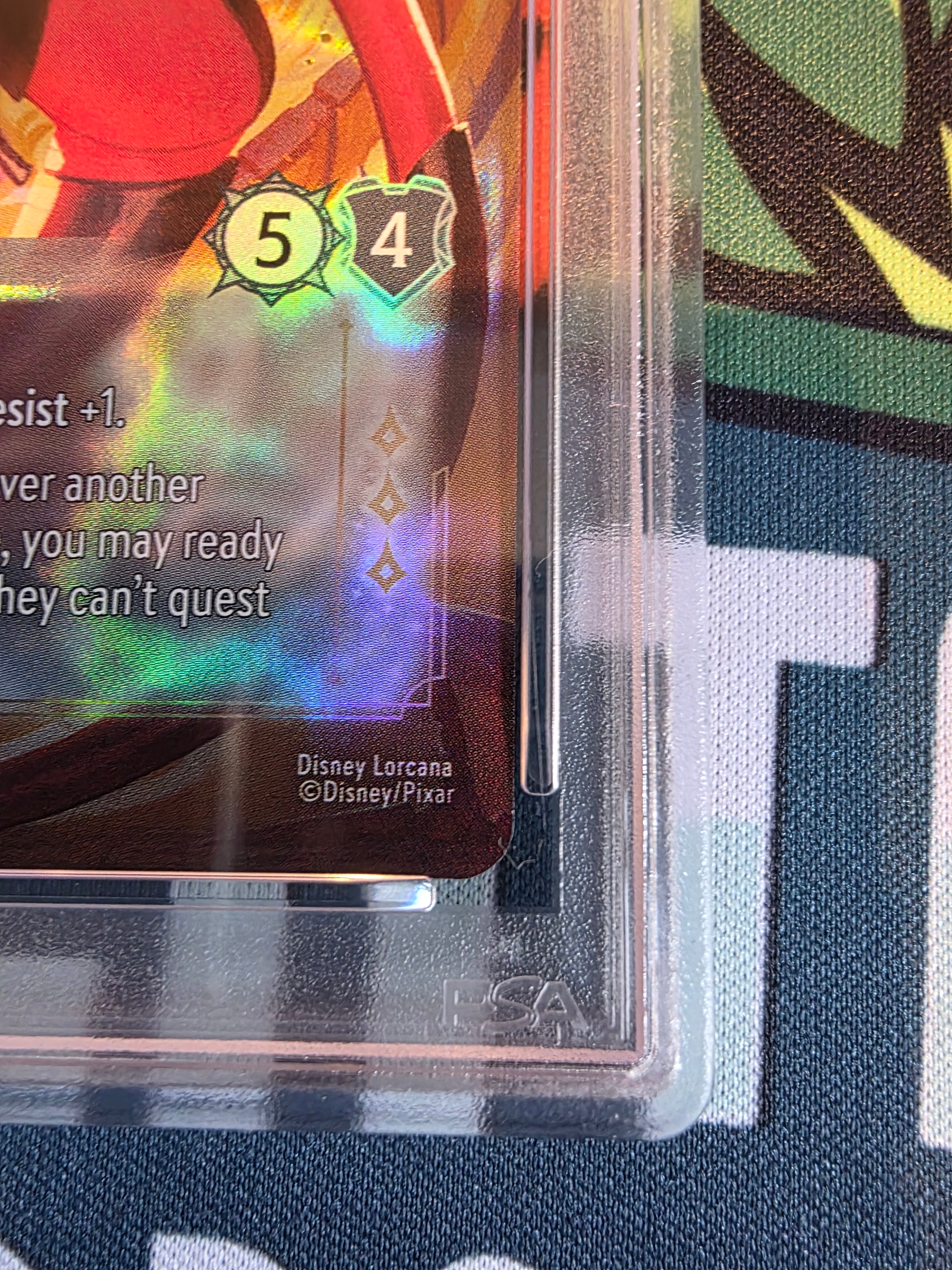 Mrs. Incredible Determined Rescuer Enchanted PSA 10 239/204 Wilds Unknown Lorcana