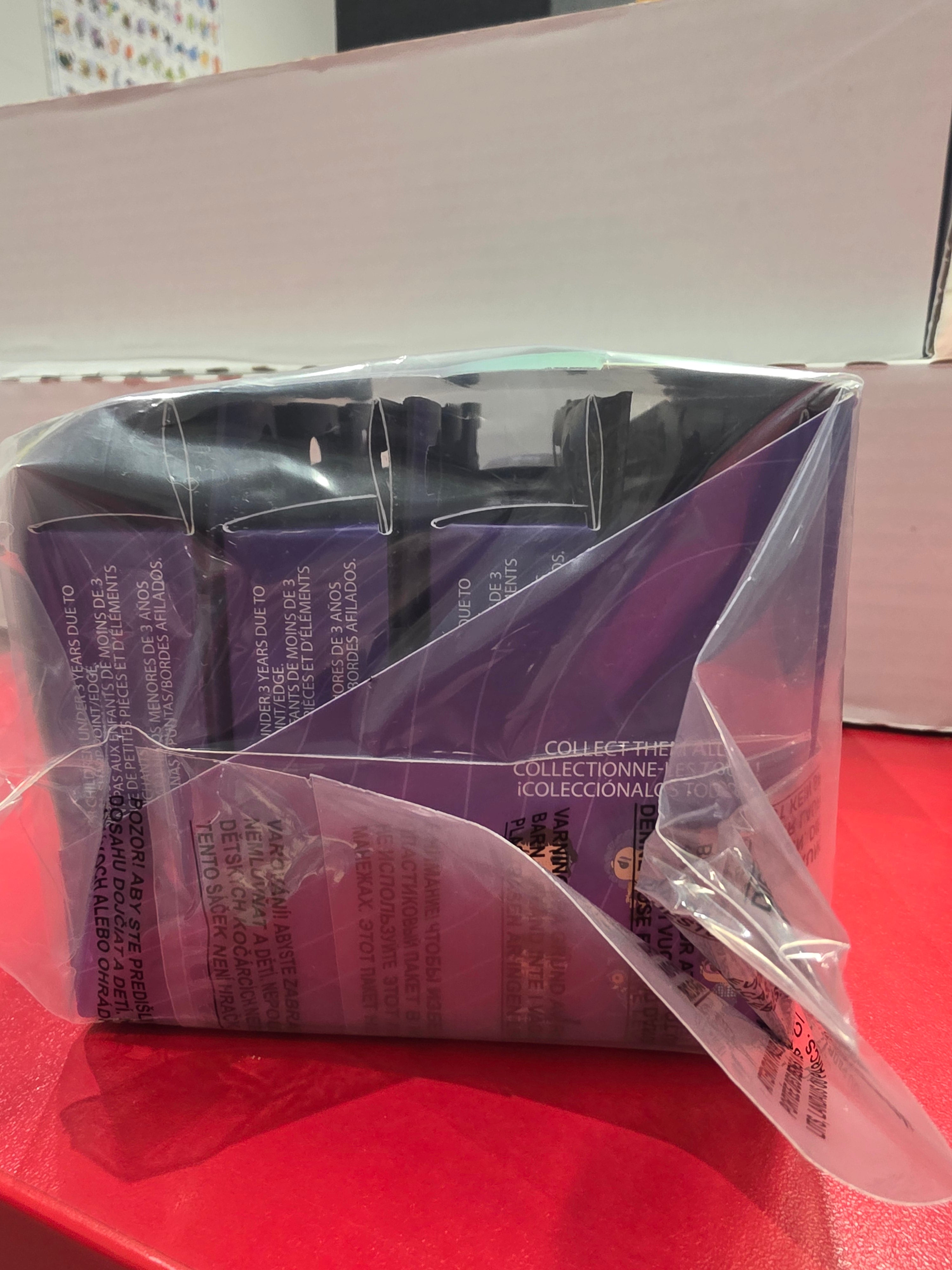 Loungefly: KPOP Demon Hunters Blind Box Official Enamel Pins - Sealed Box (12 pieces)